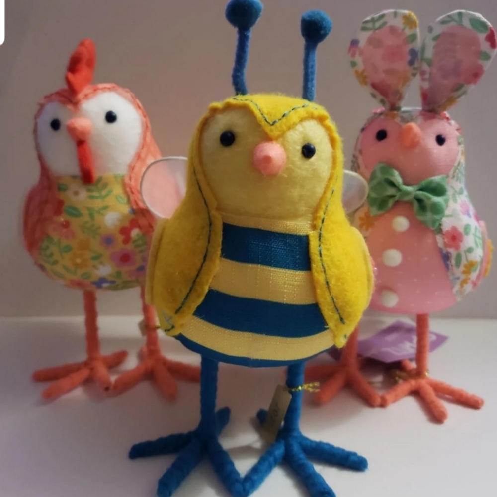 Spritz birds Featherly Friends Easter